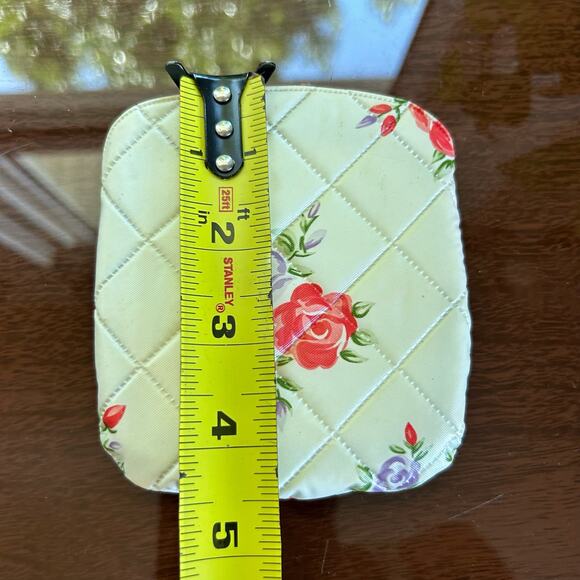 Vintage Folding Travel Mirror with Vinyl Floral Storage Pouch ￼ - Picture 12 of 14